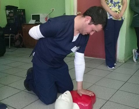 CURSO DE REANIMACION CARDIORESPIRATORIA PARA EL PERSONAL A CARGO DE LA COMSE