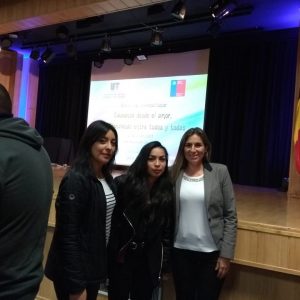 EQUIPO CONVIVENCIA ESCOLAR EN CAPACITACIÓN.