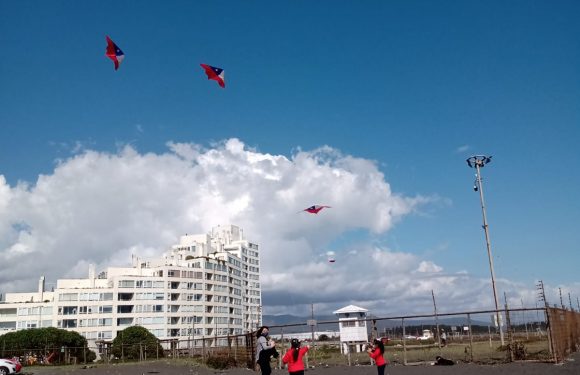 Actividad Dieciochera: “Elevemos Volantines”
