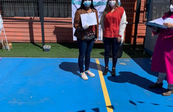 Primera feria del emprendimiento del colegio Lican Ray