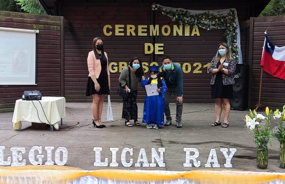 Ceremonia de egreso de Kinder regular y Cuarto año básico 2021