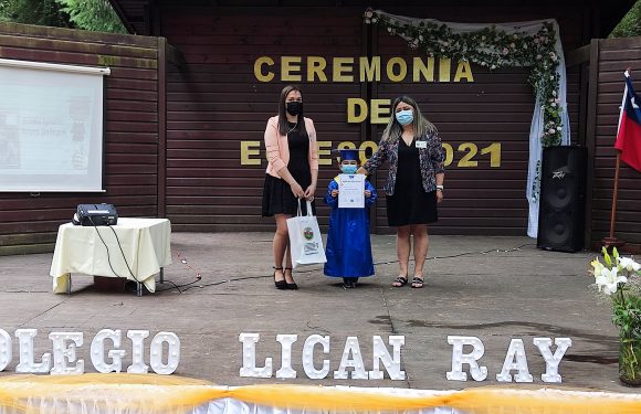 Ceremonia de egreso de Kinder regular y Cuarto año básico 2021