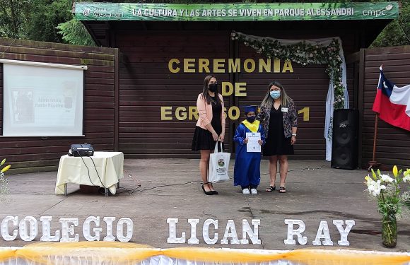 Ceremonia de egreso de Kinder regular y Cuarto año básico 2021