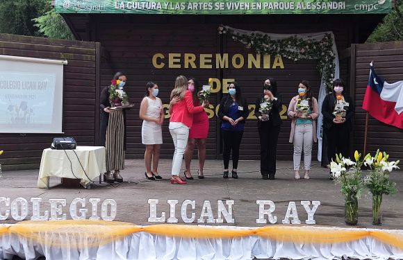 Ceremonia de egreso de Kinder regular y Cuarto año básico 2021