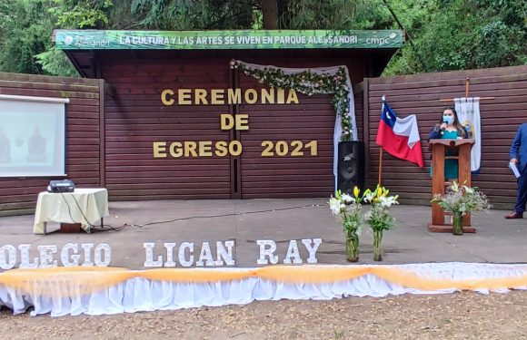 Ceremonia de egreso de Kinder regular y Cuarto año básico 2021