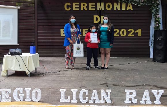 Ceremonia de egreso de Kinder regular y Cuarto año básico 2021