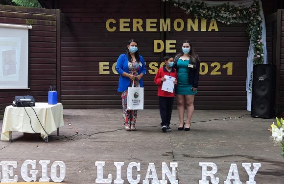 Ceremonia de egreso de Kinder regular y Cuarto año básico 2021