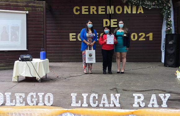 Ceremonia de egreso de Kinder regular y Cuarto año básico 2021