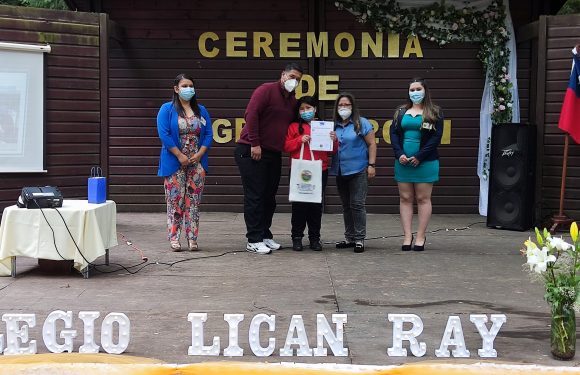 Ceremonia de egreso de Kinder regular y Cuarto año básico 2021