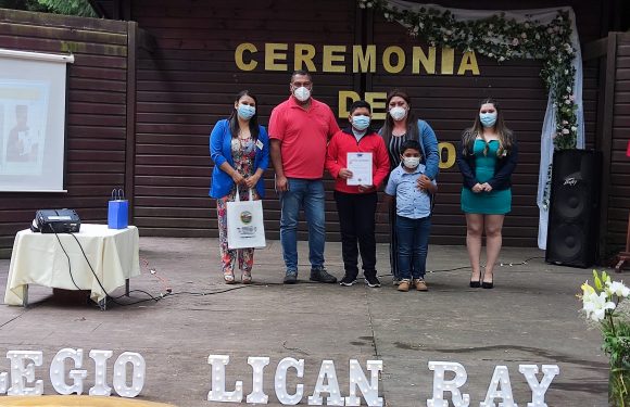 Ceremonia de egreso de Kinder regular y Cuarto año básico 2021