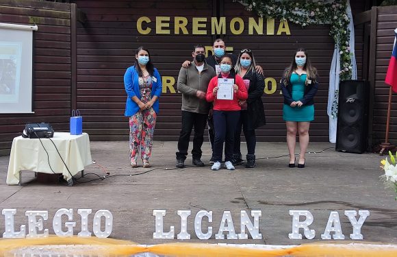 Ceremonia de egreso de Kinder regular y Cuarto año básico 2021