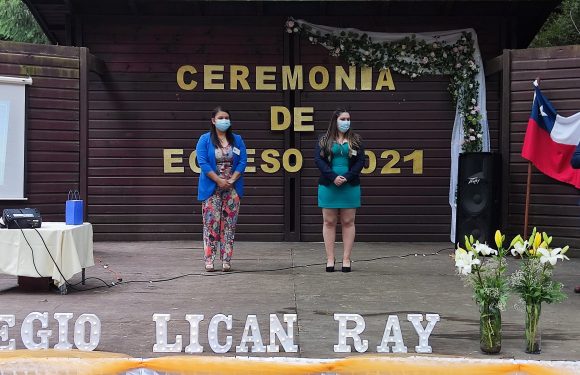 Ceremonia de egreso de Kinder regular y Cuarto año básico 2021