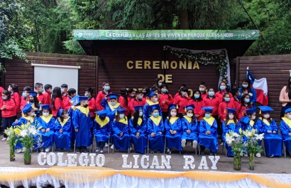 Ceremonia de egreso de Kinder regular y Cuarto año básico 2021